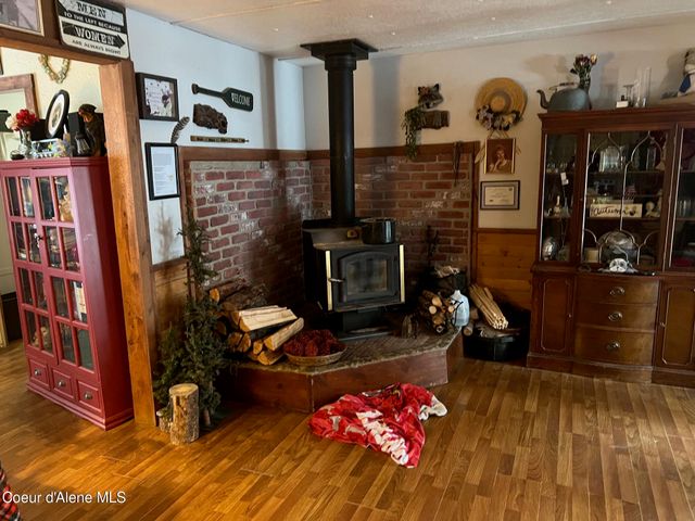 511 Rocky Mountain Ranch Rd, Spirit Lake, ID 83869