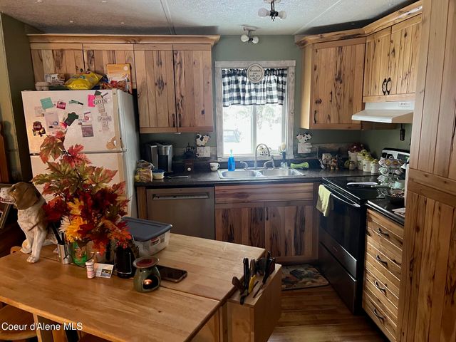 511 Rocky Mountain Ranch Rd, Spirit Lake, ID 83869