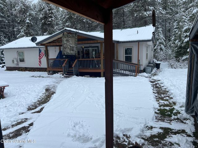 511 Rocky Mountain Ranch Rd, Spirit Lake, ID 83869