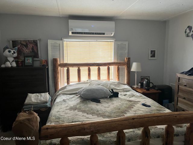 511 Rocky Mountain Ranch Rd, Spirit Lake, ID 83869