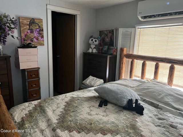 511 Rocky Mountain Ranch Rd, Spirit Lake, ID 83869