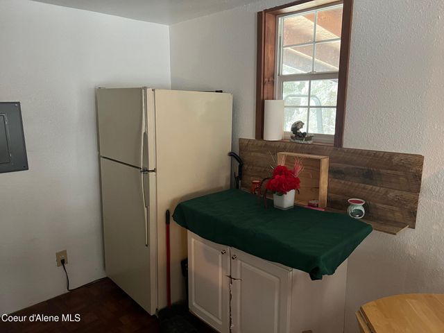 511 Rocky Mountain Ranch Rd, Spirit Lake, ID 83869