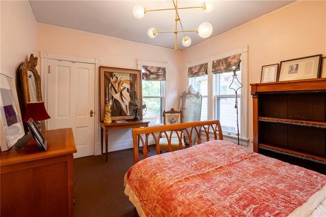 3632 Locust Street, Kansas City, MO 64109