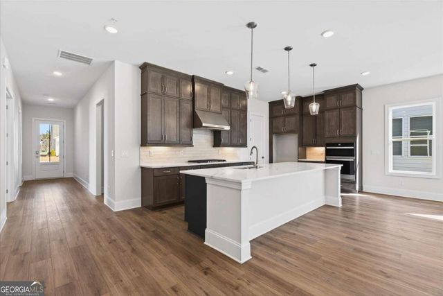 400 Vinca Circle NW, Kennesaw, GA 30144