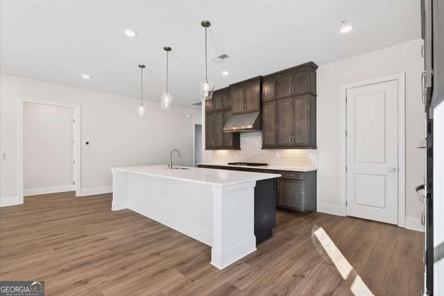 400 Vinca Circle NW, Kennesaw, GA 30144