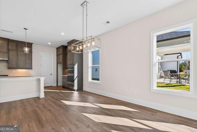 400 Vinca Circle NW, Kennesaw, GA 30144