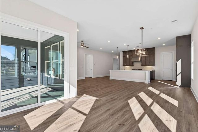 400 Vinca Circle NW, Kennesaw, GA 30144