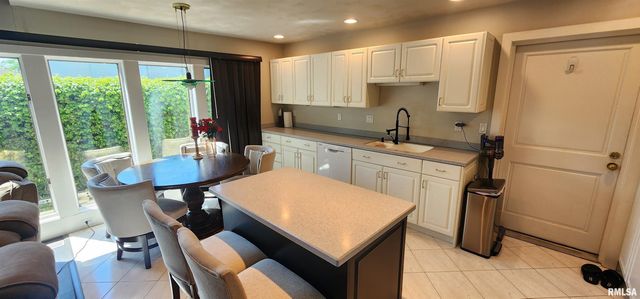 3116 Turning Mill Drive, Springfield, IL 62704