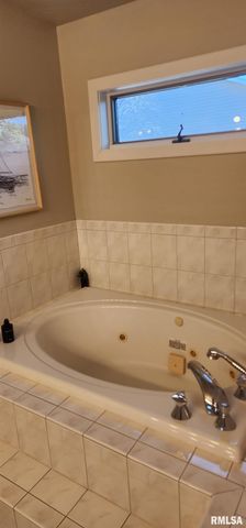 3116 Turning Mill Drive, Springfield, IL 62704