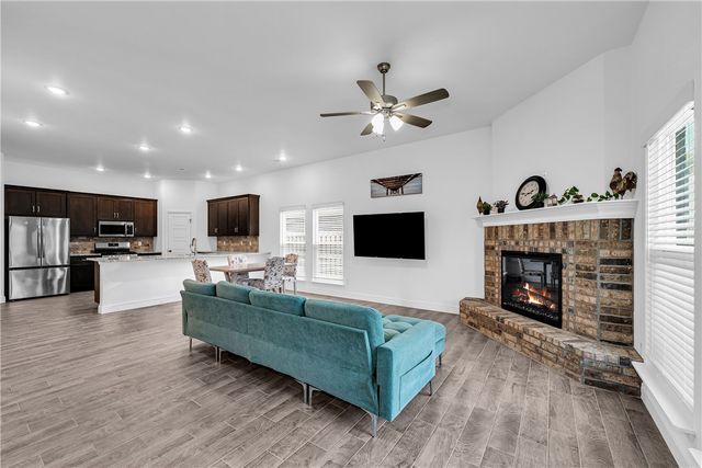 1521 Ari Avenue, Centerton, AR 72719