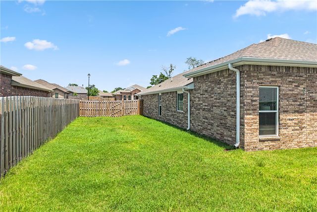 1521 Ari Avenue, Centerton, AR 72719