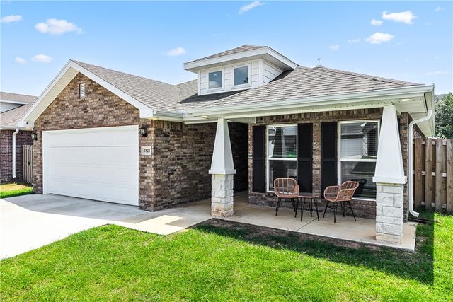 1521 Ari Avenue, Centerton, AR 72719
