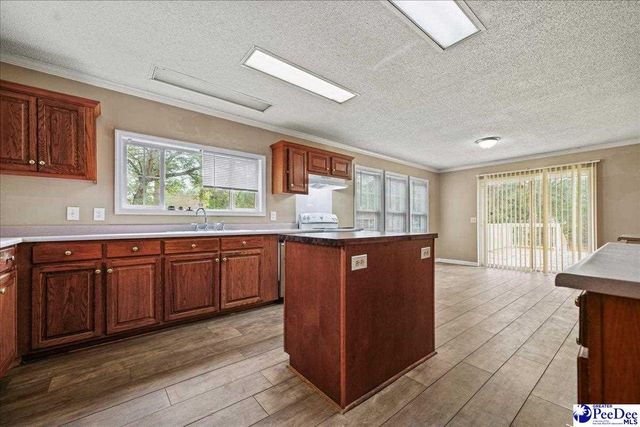 3016 Greystone Cir, Florence, SC 29501