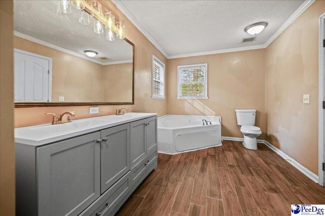 3016 Greystone Cir, Florence, SC 29501