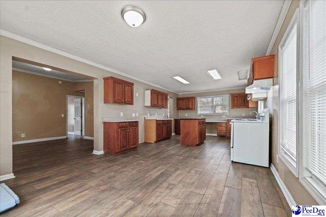 3016 Greystone Cir, Florence, SC 29501