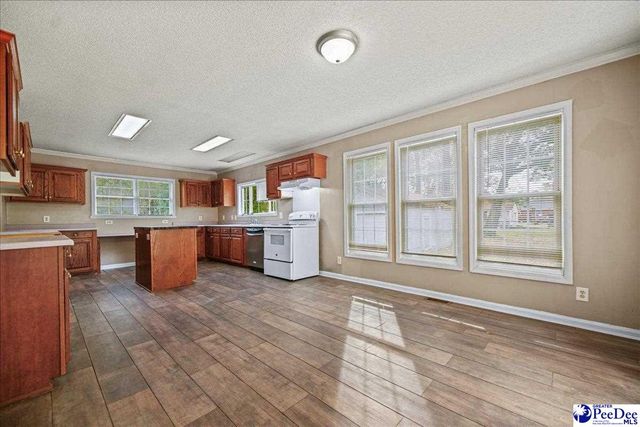 3016 Greystone Cir, Florence, SC 29501