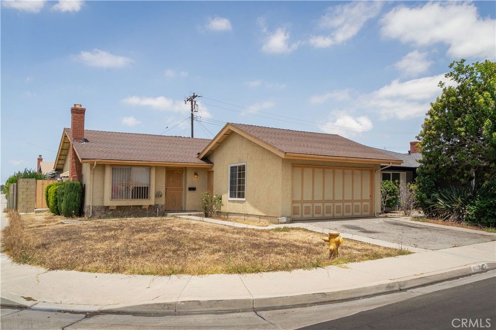 23045 Delford Avenue, Carson, CA 90745