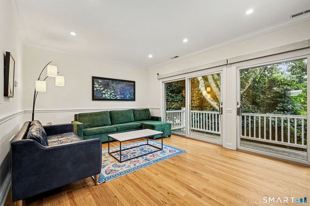 333 Palmer Hill Road 1B, Greenwich, CT 06878