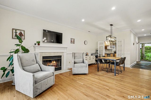 333 Palmer Hill Road 1B, Greenwich, CT 06878