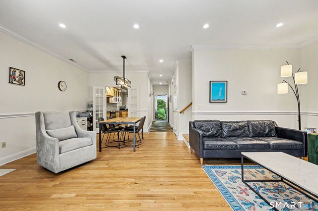 333 Palmer Hill Road 1B, Greenwich, CT 06878