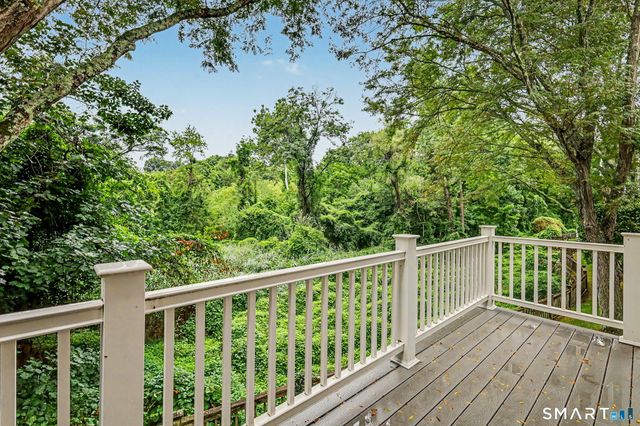 333 Palmer Hill Road 1B, Greenwich, CT 06878