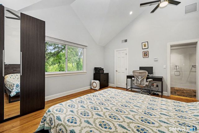 333 Palmer Hill Road 1B, Greenwich, CT 06878