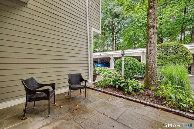 333 Palmer Hill Road 1B, Greenwich, CT 06878
