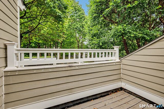 333 Palmer Hill Road 1B, Greenwich, CT 06878