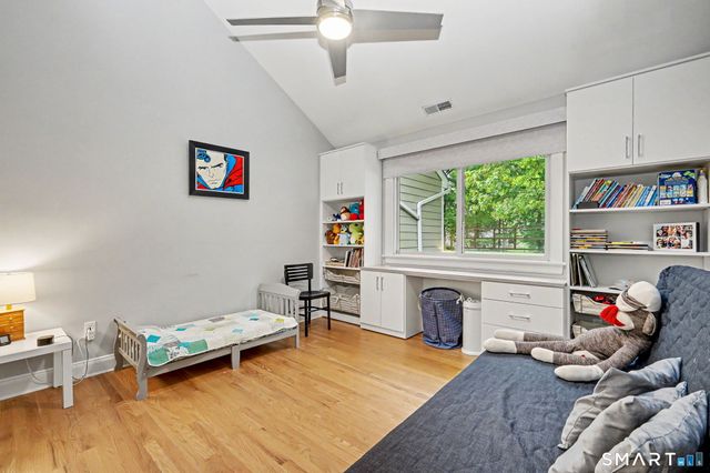 333 Palmer Hill Road 1B, Greenwich, CT 06878