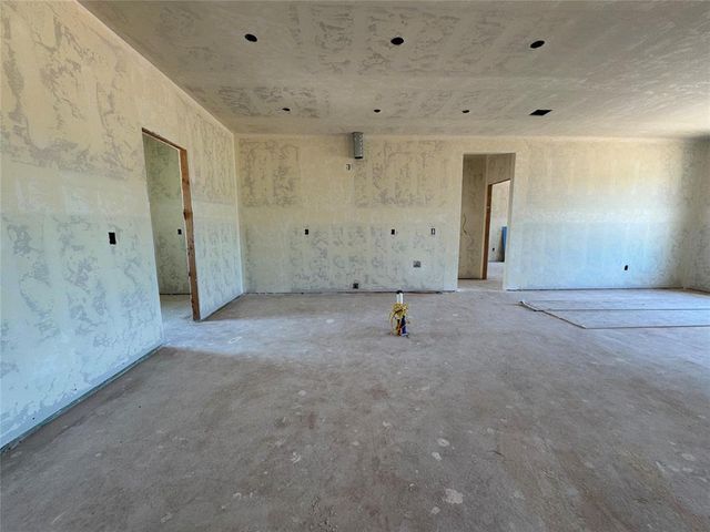 2436 Wolf Creek Bend, Blanchard, OK 73010