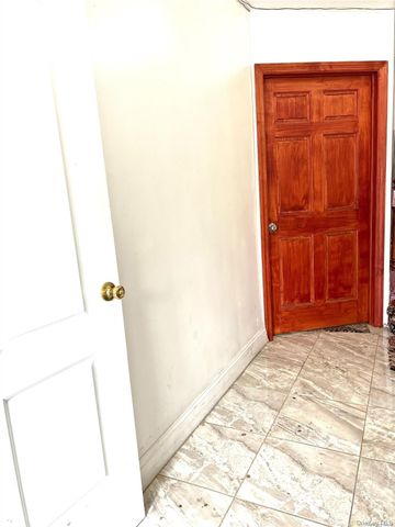 78-15 32nd Avenue 1, East Elmhurst, NY 11370