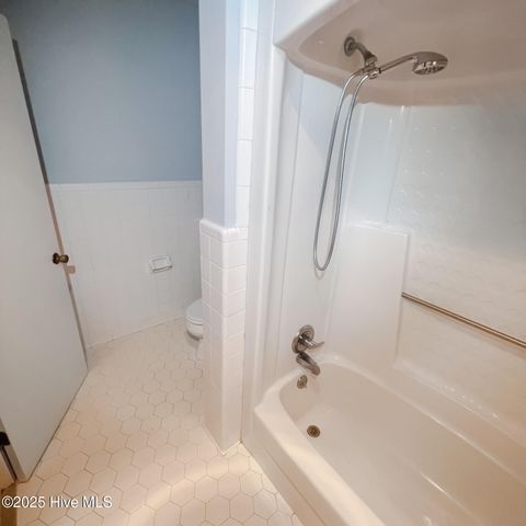 2803 Jackson Drive, Greenville, NC 27858