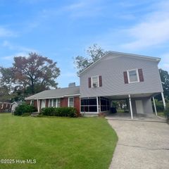 2803 Jackson Drive, Greenville, NC 27858
