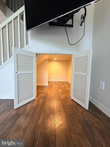 320 WYNDALE DR, Chalfont, PA 18914