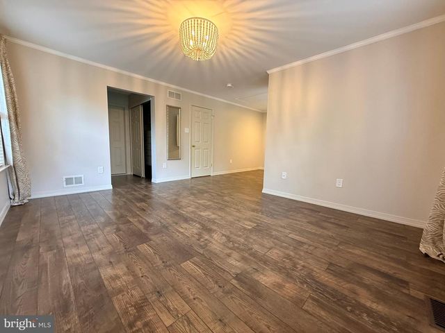 320 WYNDALE DR, Chalfont, PA 18914