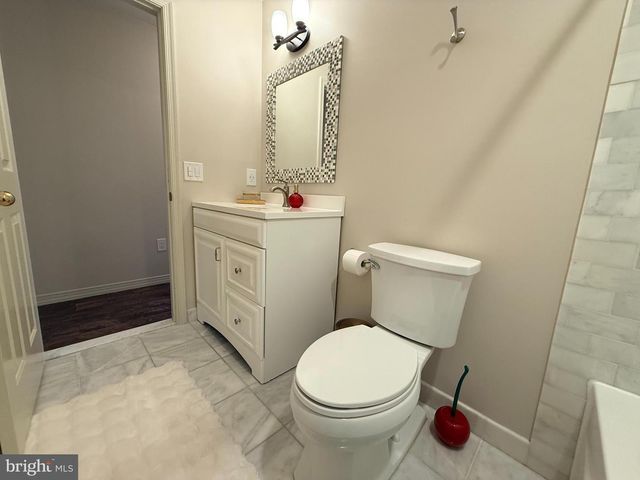 320 WYNDALE DR, Chalfont, PA 18914