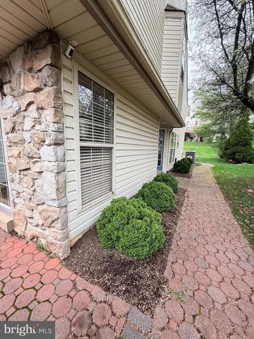 320 WYNDALE DR, Chalfont, PA 18914