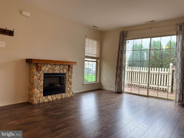 320 WYNDALE DR, Chalfont, PA 18914