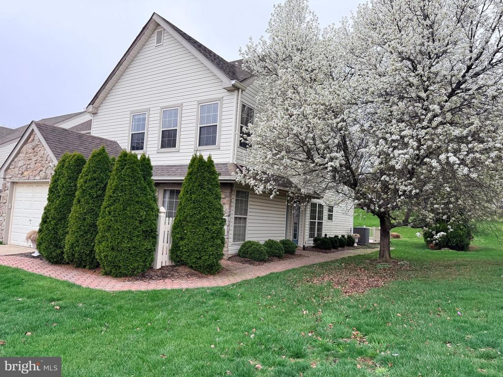 320 WYNDALE DR, Chalfont, PA 18914