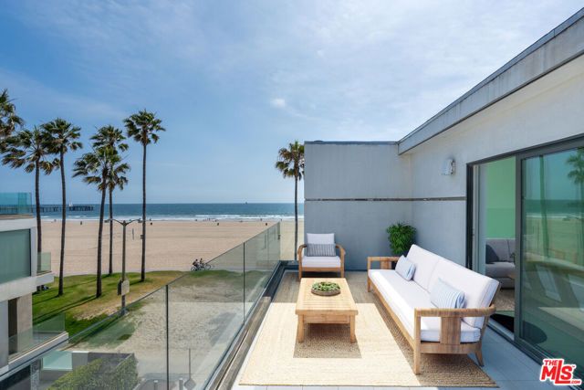 2419 Ocean Front Walk, Venice (los Angeles), CA 90291