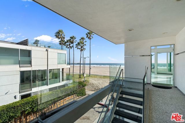 2419 Ocean Front Walk, Venice (los Angeles), CA 90291