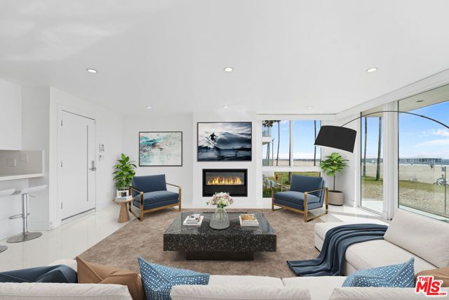 2419 Ocean Front Walk, Venice (los Angeles), CA 90291