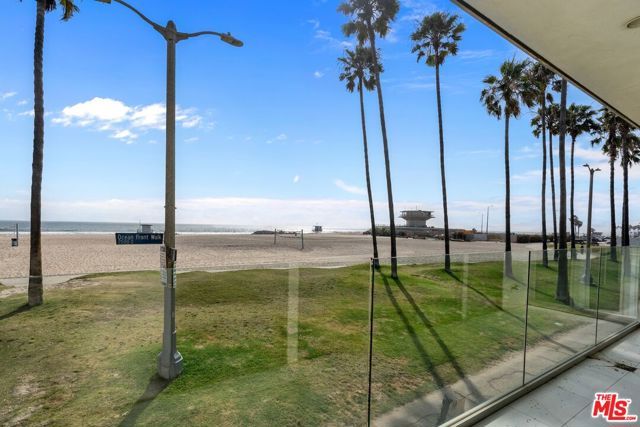 2419 Ocean Front Walk, Venice (los Angeles), CA 90291