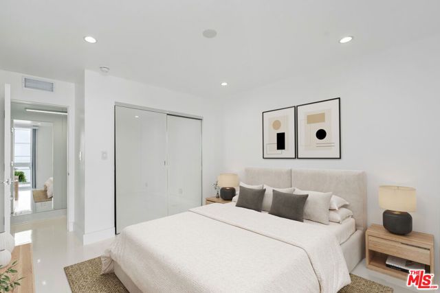 2419 Ocean Front Walk, Venice (los Angeles), CA 90291