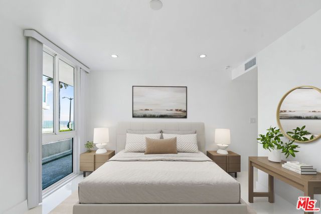2419 Ocean Front Walk, Venice (los Angeles), CA 90291