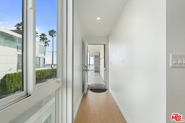 2419 Ocean Front Walk, Venice (los Angeles), CA 90291