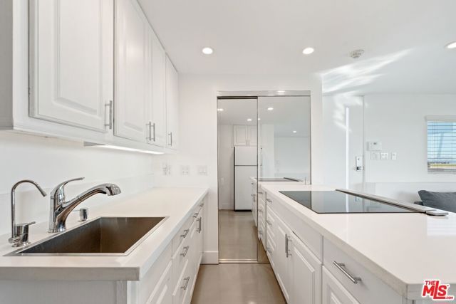 2419 Ocean Front Walk, Venice (los Angeles), CA 90291