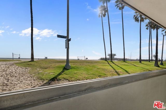 2419 Ocean Front Walk, Venice (los Angeles), CA 90291