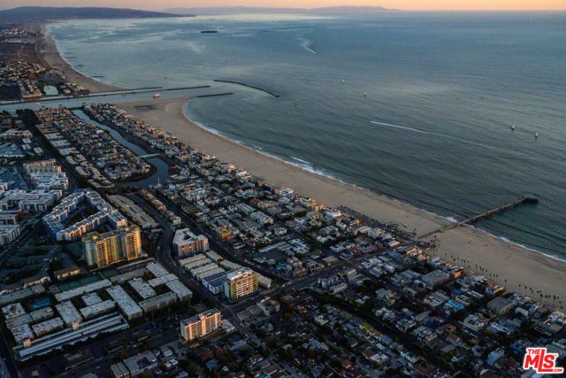 2419 Ocean Front Walk, Venice (los Angeles), CA 90291