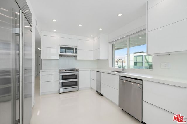 2419 Ocean Front Walk, Venice (los Angeles), CA 90291